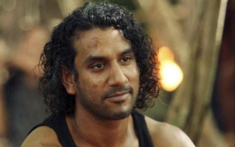 Naveed Andrews como Sayid em cena de Lost