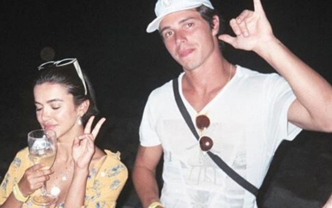 Imagem de Manu Gavassi e Igor Carvalho em Fernando de Noronha