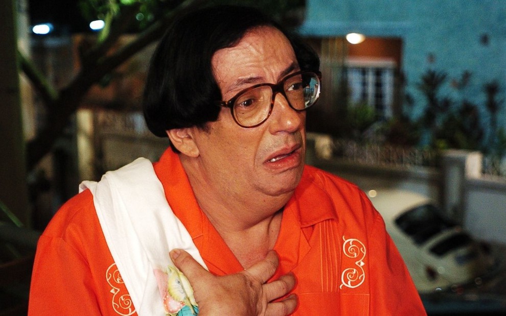 Marcos Oliveira caracterizado como Beiçola em cena de A Grande Família
