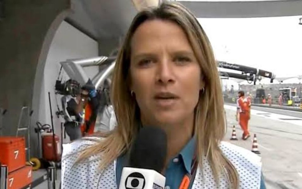 Marina Becker, repórter da Globo, durante transmissão da Fórmula 1 neste domingo (13)