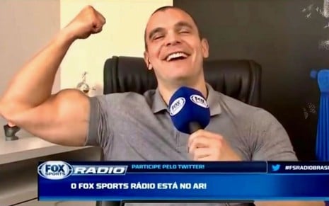 Mauricio Borges, o Mano, em participação no Fox Sports Rádio
