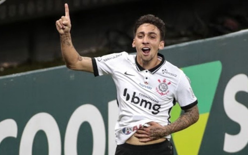 Imagem de Mosquito comemorando o gol que fez no jogo do Corinthians pela Campeonato Brasileiro