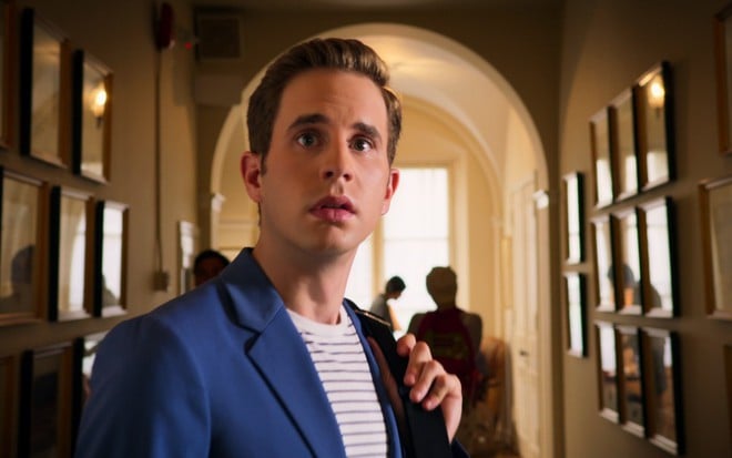 O ator Ben Platt em cena da primeira temporada da comédia The Politician, da Netflix