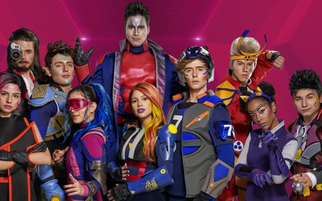 O elenco da série infantojuvenil Noobees, da Nickelodeon, com visual de seus avatares no game