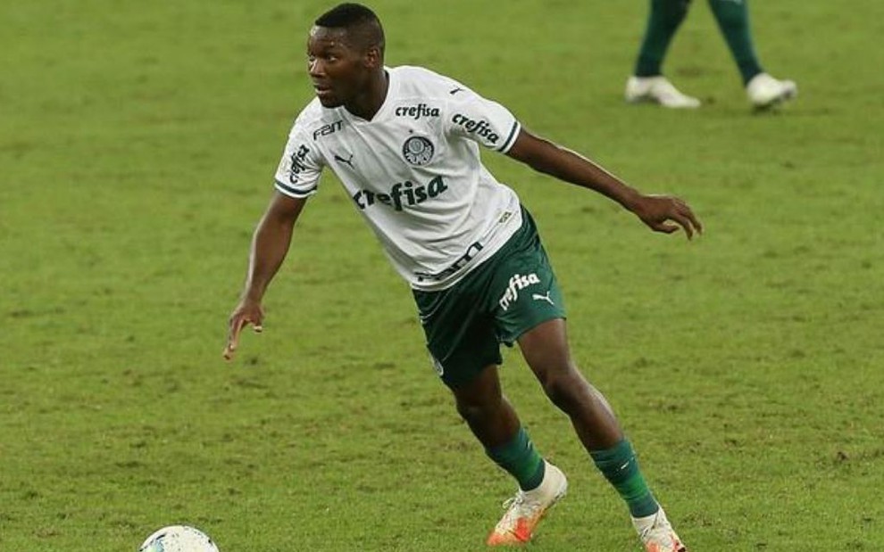 Patrick de Paula, volante do Palmeiras, em duelo do Brasileirão