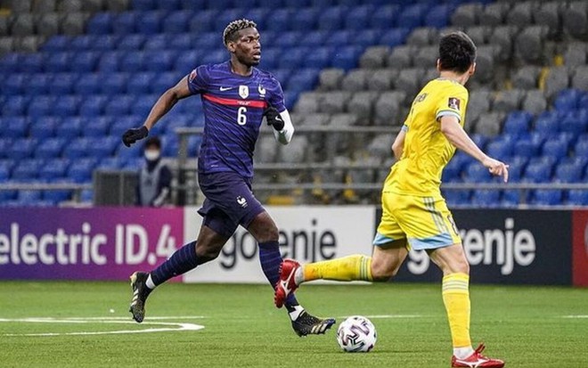 Paul Pogba jogando pela seleção francesa de futebol