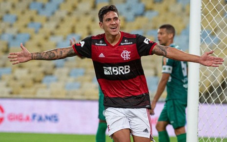 Imagem mostra Pedro celebrando gol pelo Flamengo em duelo do Campeonato Carioca contra o Boavista