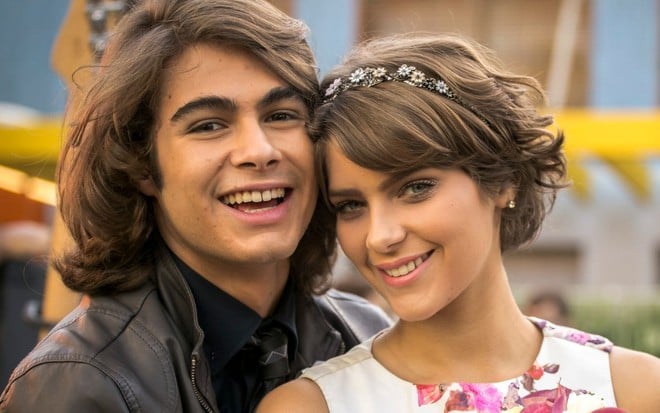 Rafael Vitto e Isabella Santoni como Pedro e Karina em Malhação: Sonhos