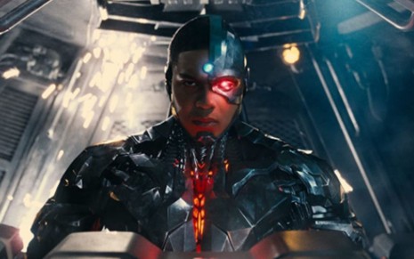 Ray Fisher como Ciborgue em Liga da Justiça