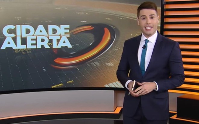 Luiz Bacci no comando do Cidade Alerta, da Record