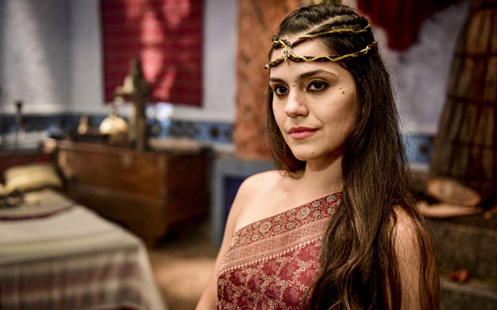 A atriz Jessika Alves caracterizada como Shakia, vilã de Gênesis na fase Ur dos Caldeus