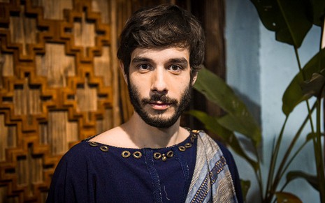 O ator Vitor Novello caracterizado como Abraão em cena de Gênesis