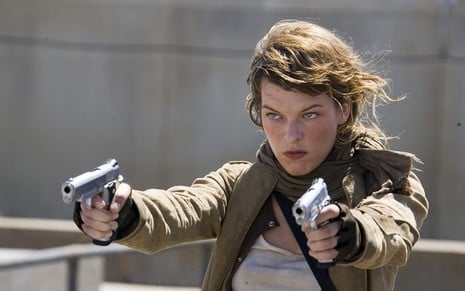 Milla Jovovich interpreta Alice no filme Resident Evil 3: A Extinção, filme da Cine Record Especial desta terça-feira (9)