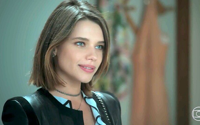 Cibele (Bruna Linzmeyer) em cena de A Força do Querer