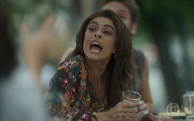 Bibi (Juliana Paes) grita em cena de A Força do Querer