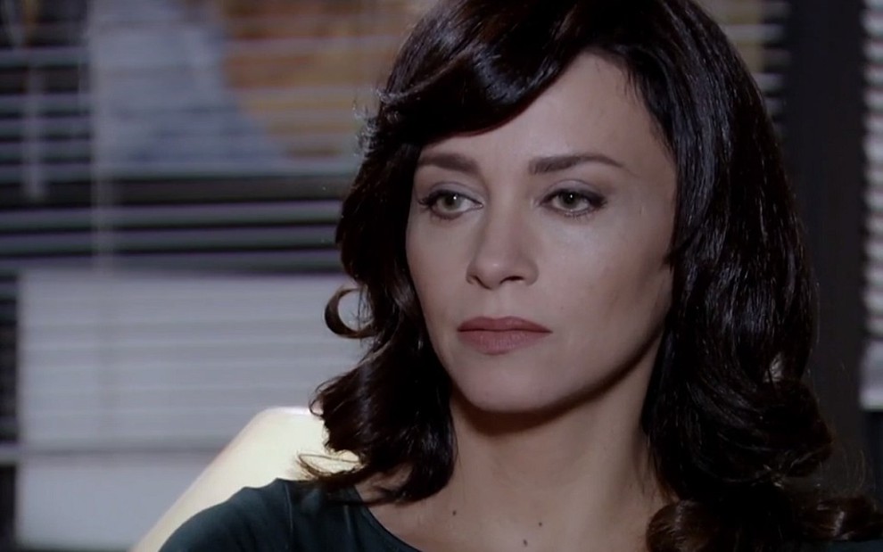 Joana (Suzana Pires) em cena de Fina Estampa