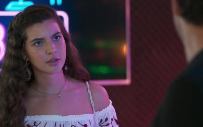 Rita (Alanis Guillen) em cena de Malhação