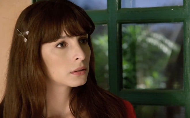 Maria Antônia (Giselle Batista) em cena de Amor Sem Igual