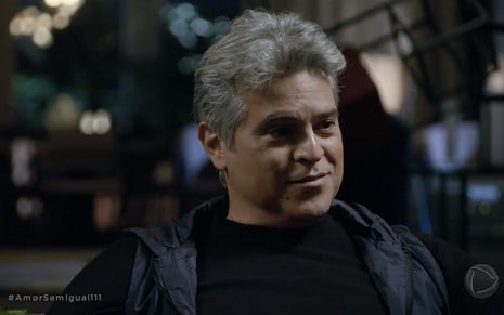 Ramiro (Juan Alba) em cena de Amor Sem Igual