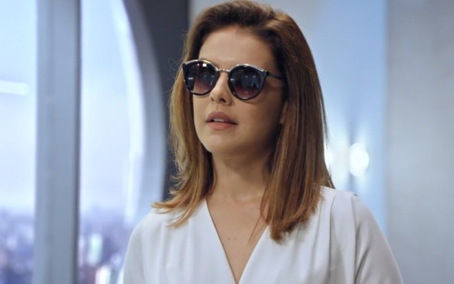 isabela (Paloma Bernardi) em cena de Apocalipse