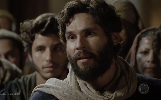 Jesus (Dudu Azevedo) em cena de Jesus