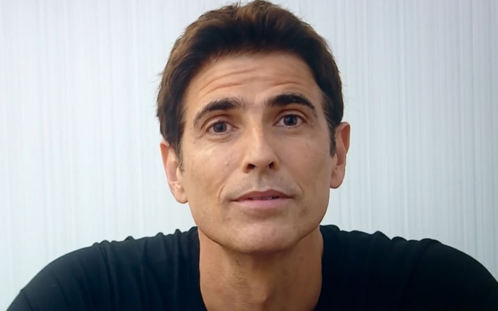 O ator Reynaldo Gianecchini em depoimento para o Domingão da Faustão, da Globo, em 2019