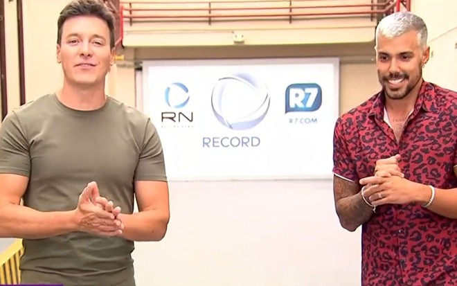Rodrigo Faro e Lipe Ribeiro no Hora do Faro de 17 de janeiro de 2021