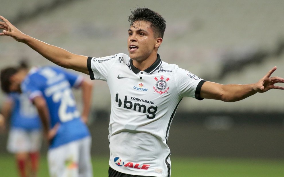 Meio-campista Roni comemora gol pelo Corinthians em partida do Campeonato Brasileiro