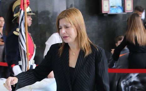 Rose Miriam di Matteo no velório de Gugu em novembro de 2019