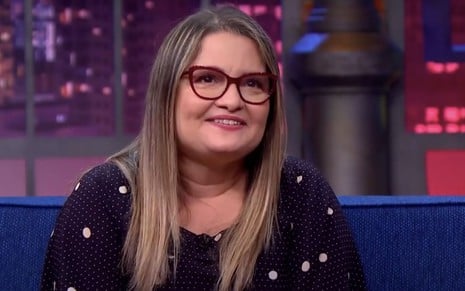 A dubladora e atriz Ana Lucia Menezes em participação no The Noite, do SBT