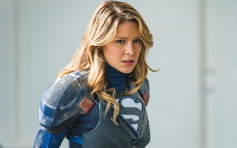 Melissa Benoist em cena da série Supergirl