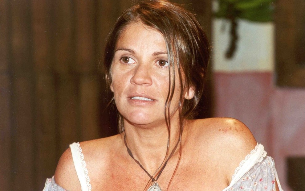 Tássia Camargo em cena como Joana em O Cravo e a Rosa (2000), da Globo