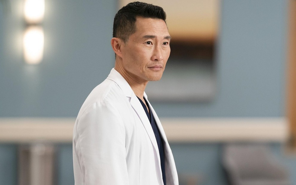 O ator Daniel Dae Kim na segunda temporada de The Good Doctor, na qual viveu o médico Jackson Han