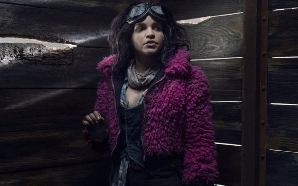 Paola Lázaro como Princesa em cena da 10ª temporada de The Walking Dead