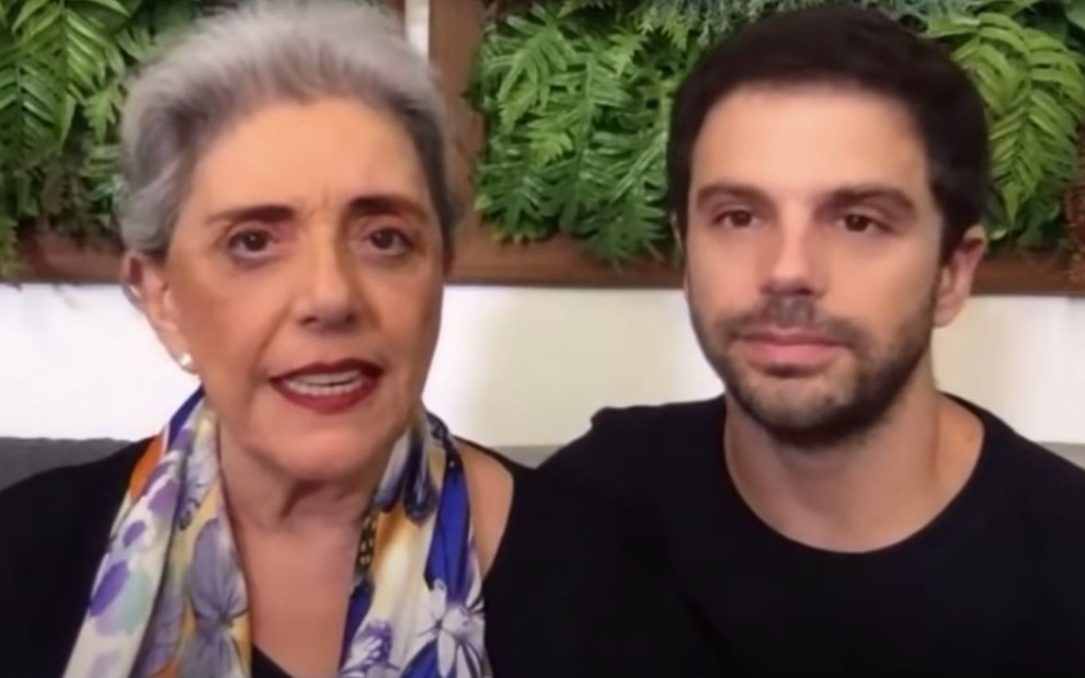 A jornalista Leda Nagle com o filho, o ator Duda Nagle, em vídeo publicado no YouTube em 1º de dezembro