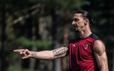 Zlatan Ibrahimovic em treino do AC Milan