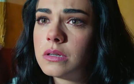 Imagem de Livia Brito chorando como Fernanda na novela A Desalmada