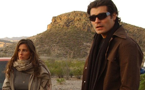 Deborah Secco e Thiago Lacerda em gravação da novela América (2005)