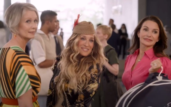 Cynthia Nixon, Sarah Jessica Parker e Kristin Davis em cena do teaser de And Just Like That...