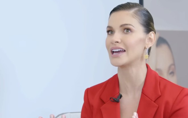 Andressa Suita em entrevista para Leo Dias