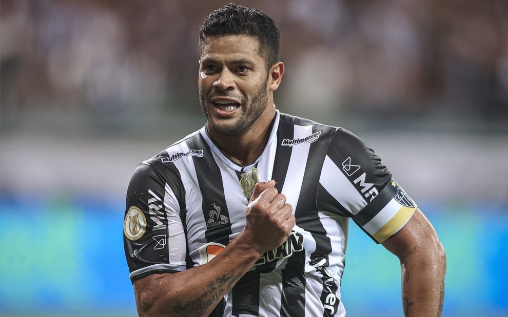Hulk celebra um gol do Atlético Mineiro pela Libertadores