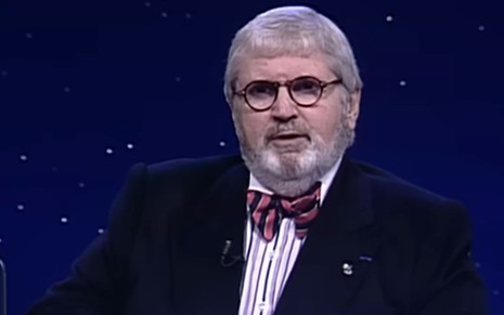 Imagem de Jô Soares (1938-2022) no talk show Jô Soares Onze e Meia (1988-1999)