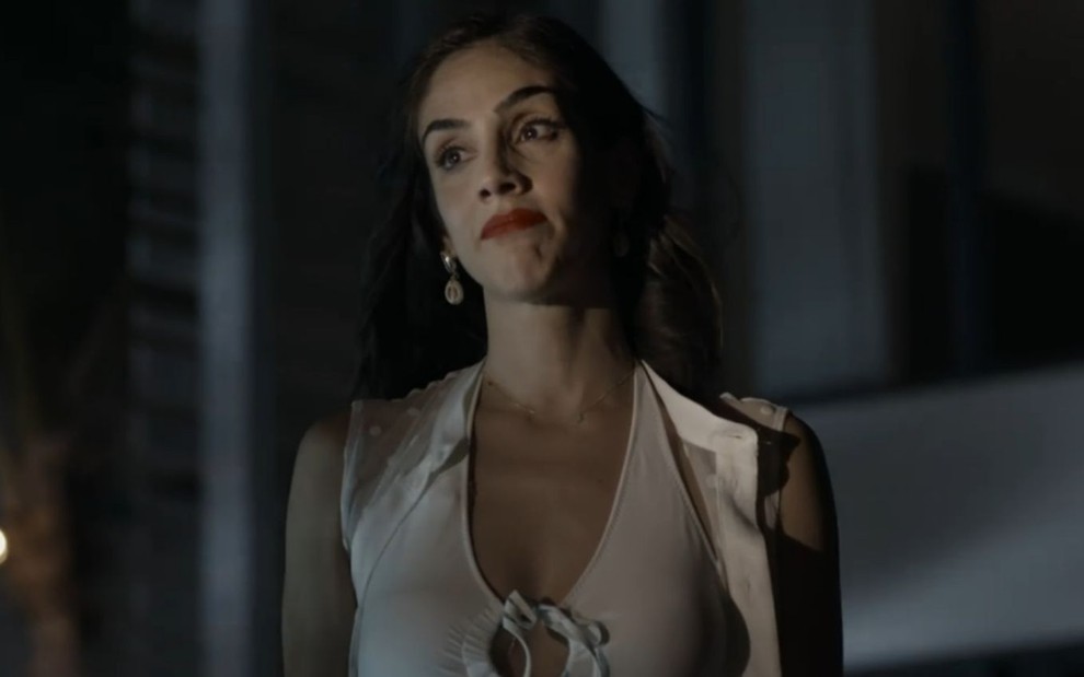 Imagem de Sandra Echeverria como Paola no remake de A Usurpadora