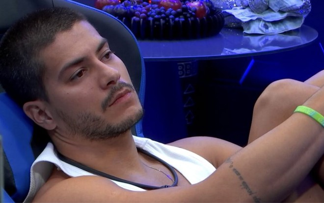 Imagem de Arthur Aguiar no quarto secreto do BBB 22