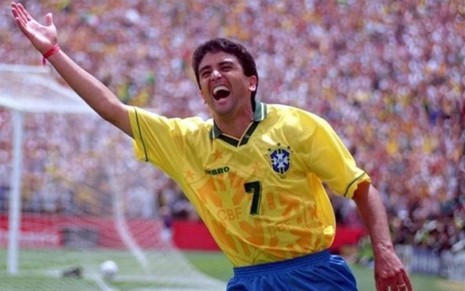 Bebeto comemora gol na Copa de 1994