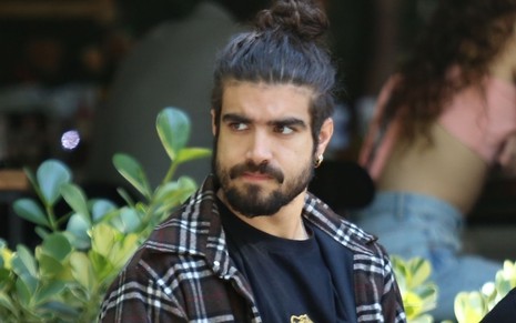 Caio Castro no bairro dos Jardins, em São Paulo, em 17 de julho de 2021