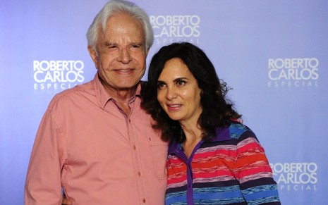 Cid Moreira e Fátima Sampaio no show de Roberto Carlos em 2014