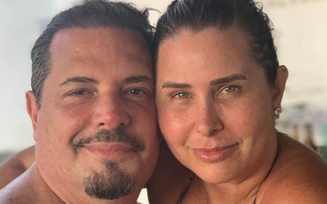 Conrado e Andréa Sorvetão em foto postada no Instagram