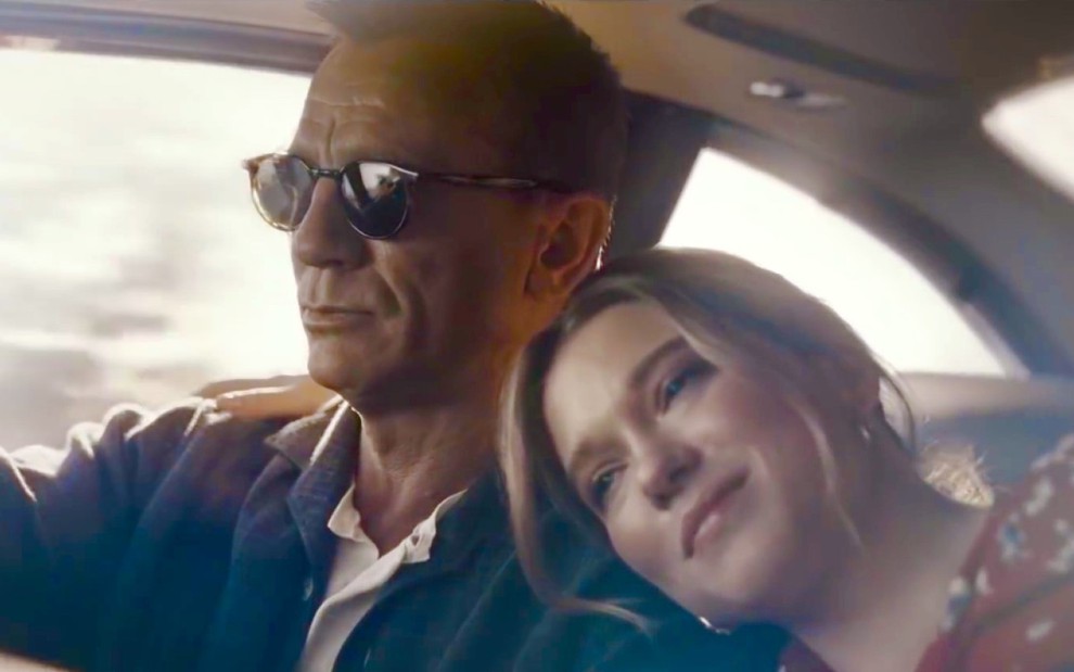 Daniel Craig ao lado de Léa Seydoux em cena de 007 - Sem Tempo para Morrer