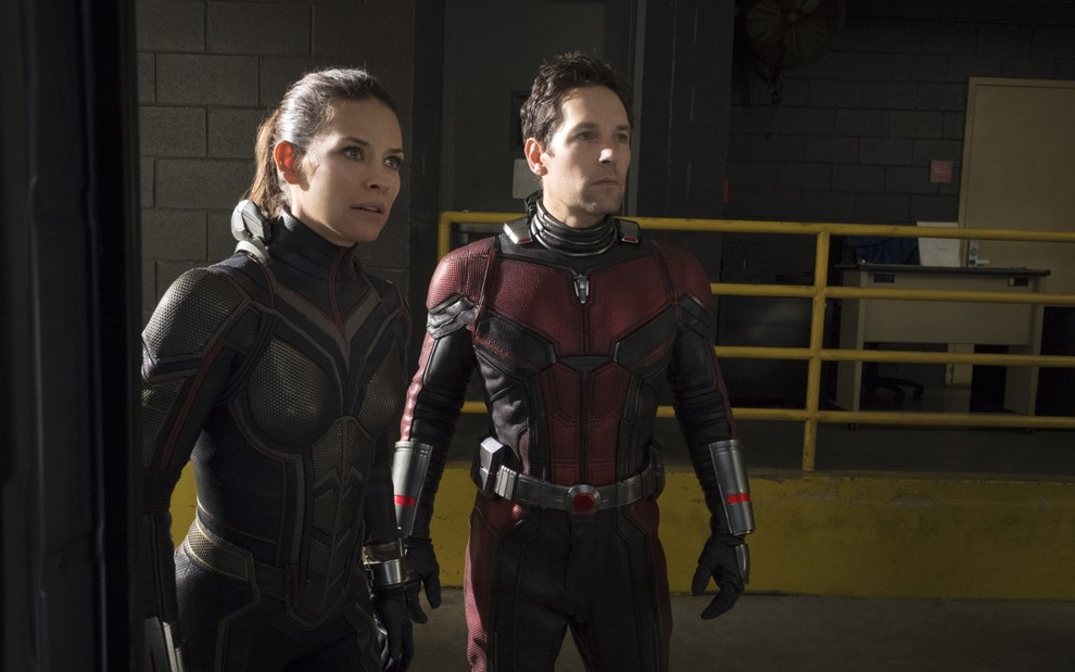 Evangeline Lilly e Paul Rudd lado a lado em Homem-Formiga e a Vespa